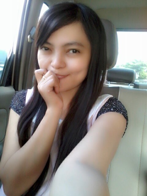 Follow Me Back donk pliiizzzz.. ;-)