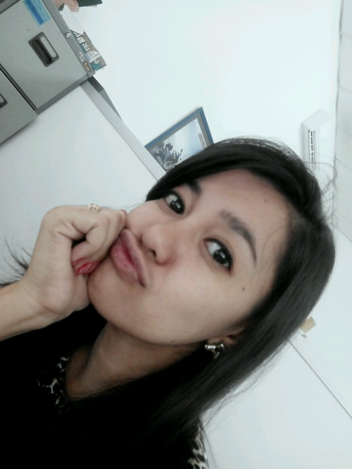 reea_susanto's profile picture. 2nd daughter of Mr. & Mrs. Susanto | Blood blister of @rhenyzumba & @irairsu