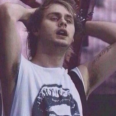 hi!
 @punkcliffrxd 
gave you a free follow,
so please follow her back!
thanks and ily!