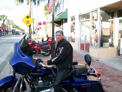 self imployed live by my self love to ride my bike and any woman that wants me to ride her