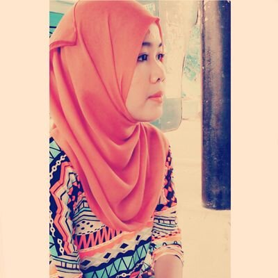 _hajarZam's profile picture. #siti hajar z •17•sy seorang yg sempoi .  •follow me n I wiLL follow yOu back . :3