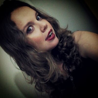 Jenytigum's profile picture. Cadá
Cada Um é cada Um 
Como cada qual em casa Ser
Calado!!!