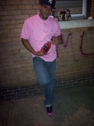 Welcome to a Smoove A$$ brother's page.. If u like what u see or hear just retweet it.. *Youngblood 4Life*