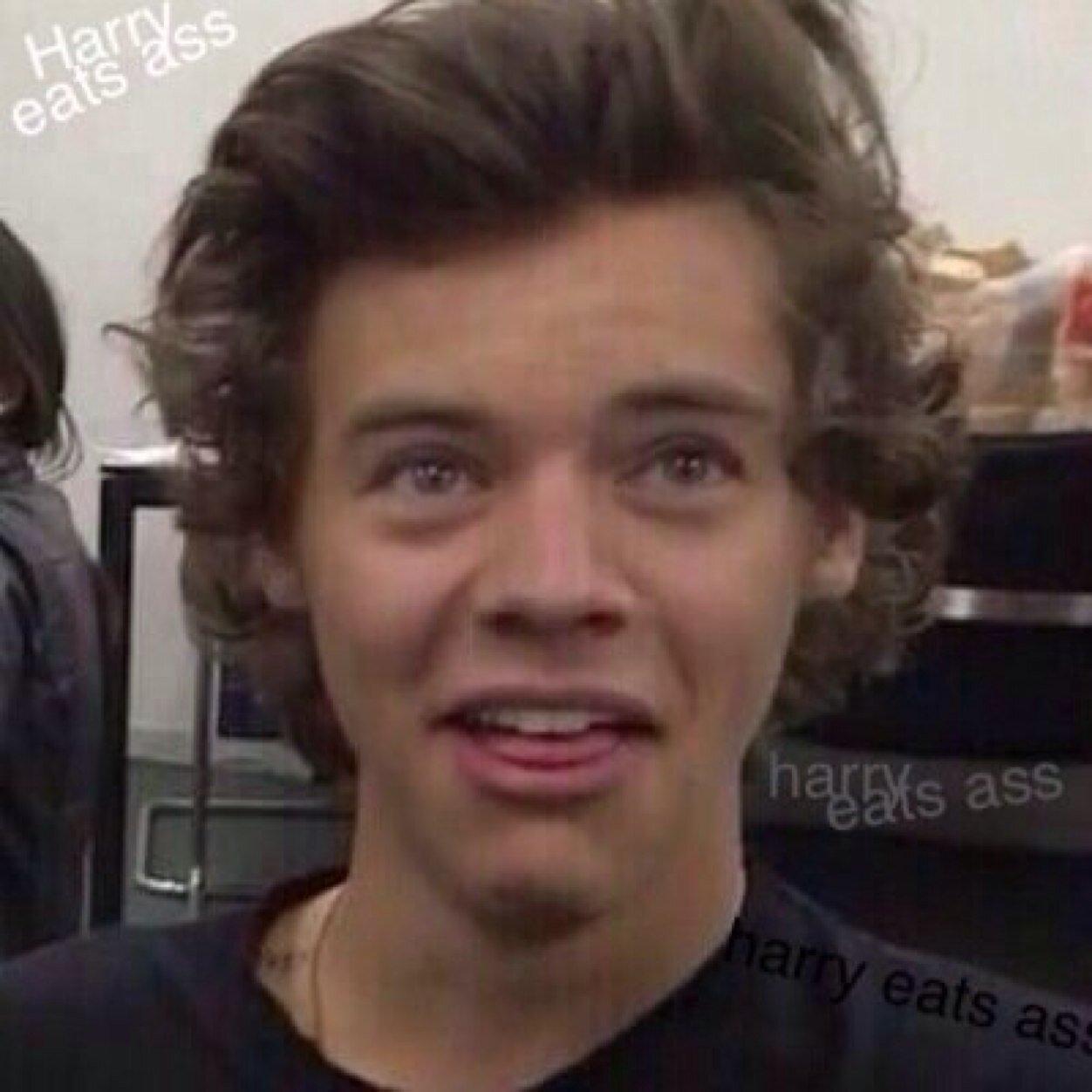follow @dizzyniall ✌️