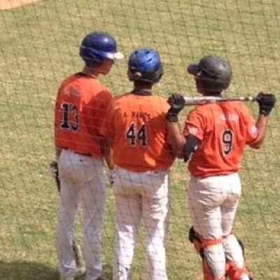 Lo mío sólo son 7 letras                                                 Béisbol