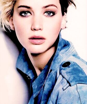 Books books & more books | Bands | Jennifer Shrader Lawrence | Ansel Elgort ; My life in a nutshell✌