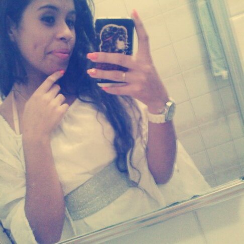 Melhor amiga não tenho o que te falar pelos nossos momentos juntos , pode sempre contar comigo tansa, te amo 3 p. @dooouglaass_