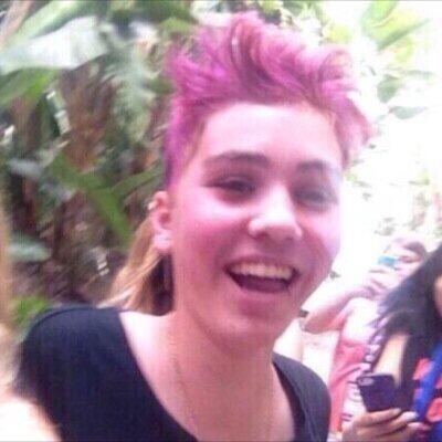 PlayingPottorff's profile picture. Sam's cool i guess.