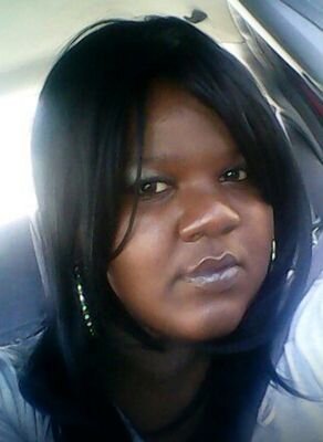 i am who i am follow me on IG: Ms_Dee_Can