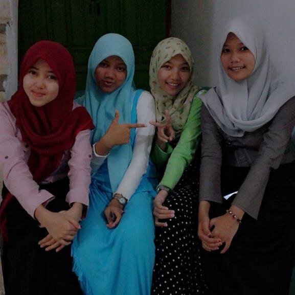 azzaafiza's profile picture. 