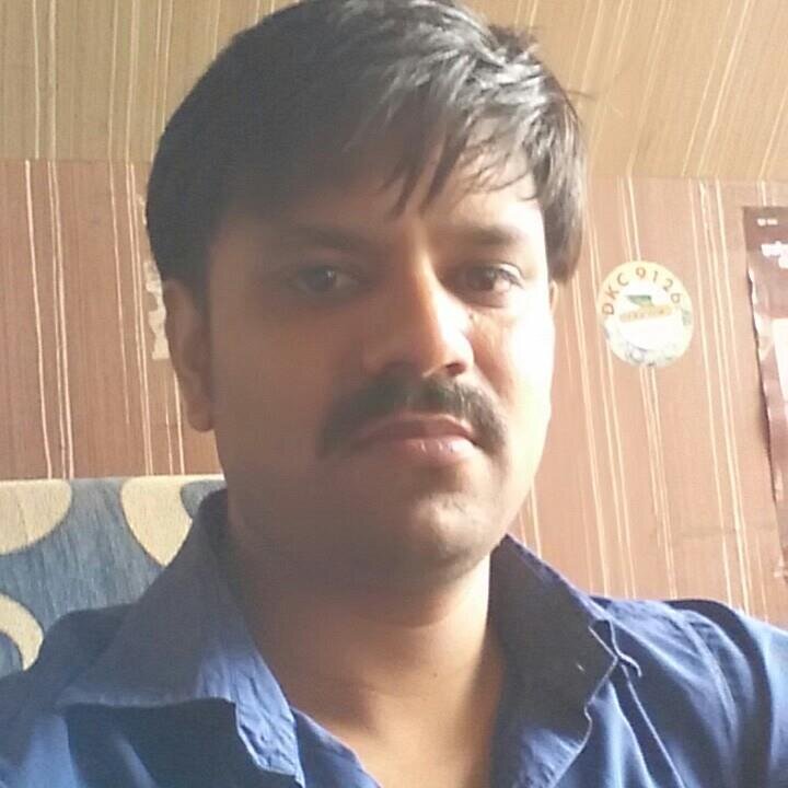 risha11r's profile picture. Trucker