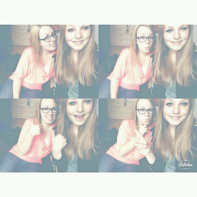 Boo, ik hou van jou ! Je bent mn beste vriendinnetje! Je bent er 24/7 voor me en je steunt me altijd xxx
