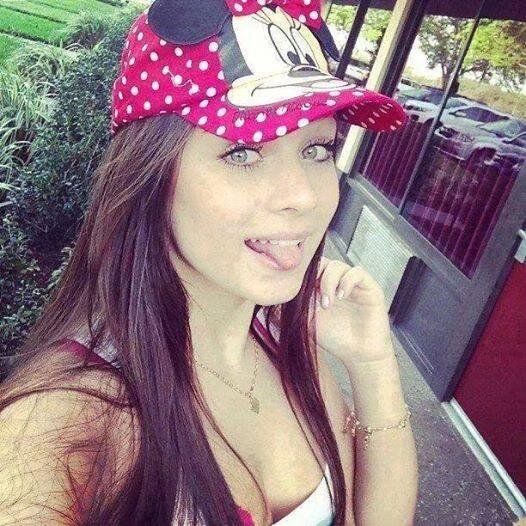 'Na Aya 13 SaNa mN Egypt ..Borg l Toor .. I Love All Egyption SinGer .. I ♥ My Family,Friends https://t.co/Ez7PODBrZu