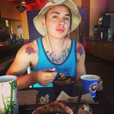 Just a young kid trying to make living out of life.