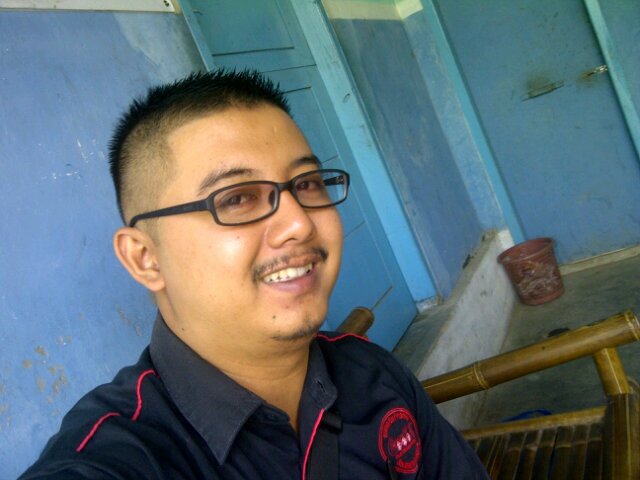 simpel aja..slalu smngat..slalu @da jaL@n tuk kedepan