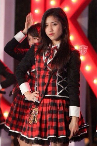 menjadi fans JKT48,itu takdir gw.....