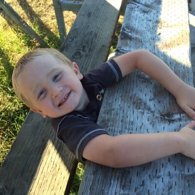 Valer_33's profile picture. 