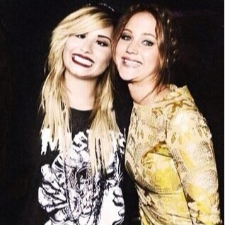 mockingrebel's profile picture. uhm you forgot to knock