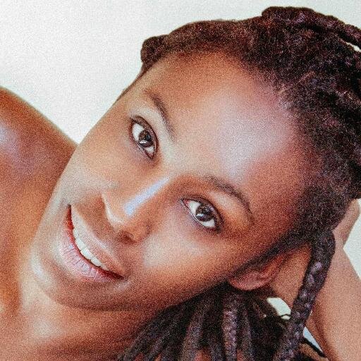 Afromojito's profile picture. Passionnée par la photographie, mode, beauté, gastronomie, art, voyages, informatique... J'aime découvrir de nouvelles choses et les partager chaque jour! :)