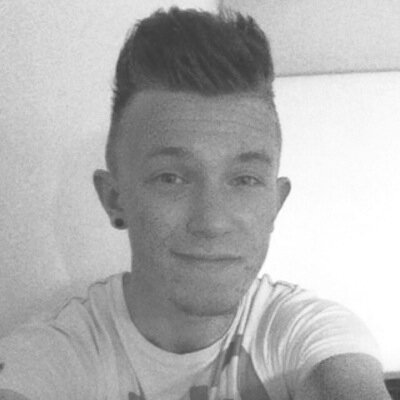 James Pearce 19 From Bristol Have a 2yr old boy Called Jake :)