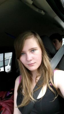 maxypup1423's profile picture. just a Canadian gril with no social life