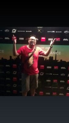 _Yansen_'s profile picture. Trance is my religion and Armin van Buuren is my god