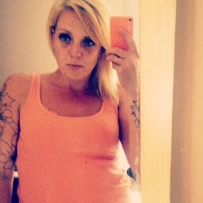 nikkilourich's profile picture. 