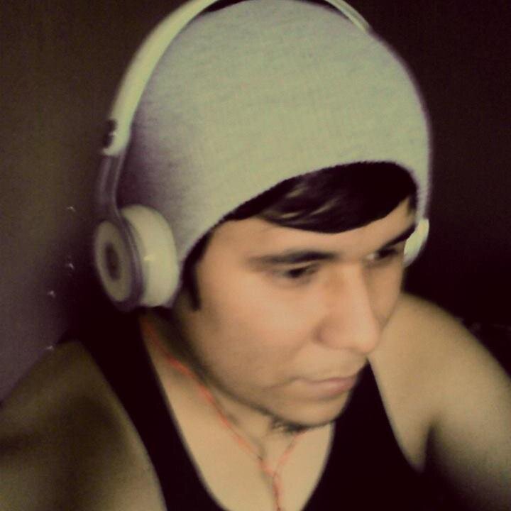 lukah_lol's profile picture. 