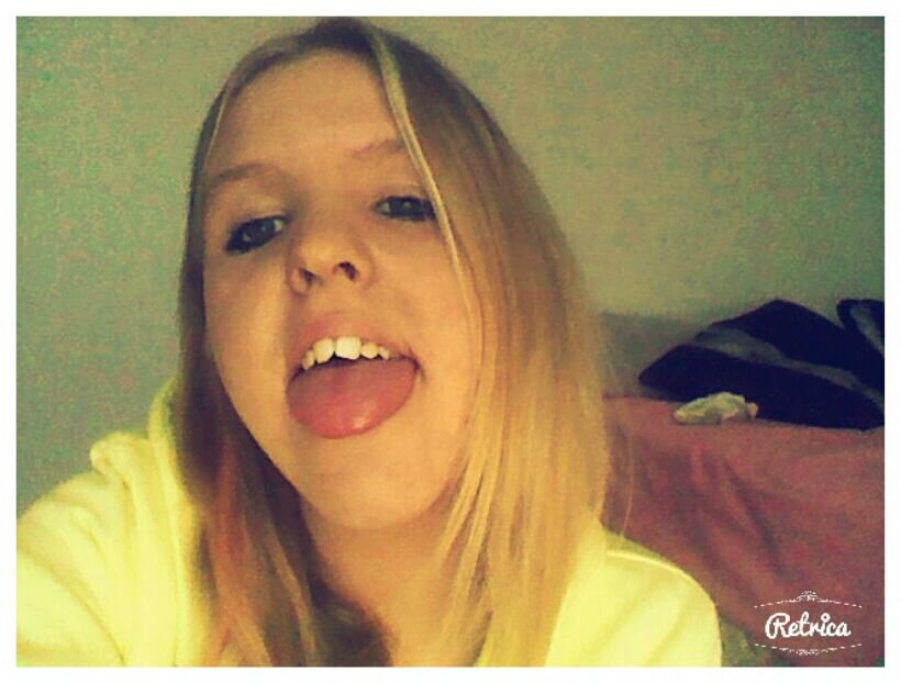 chloe_brown26's profile picture. nothings impossible... the word itself has 'im possible' in it :)