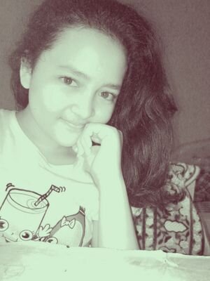Mahira Hanifa Kamila . 09 April 2002 .. MTsN Model Banda Aceh .. Pin BB : 79D47EA6