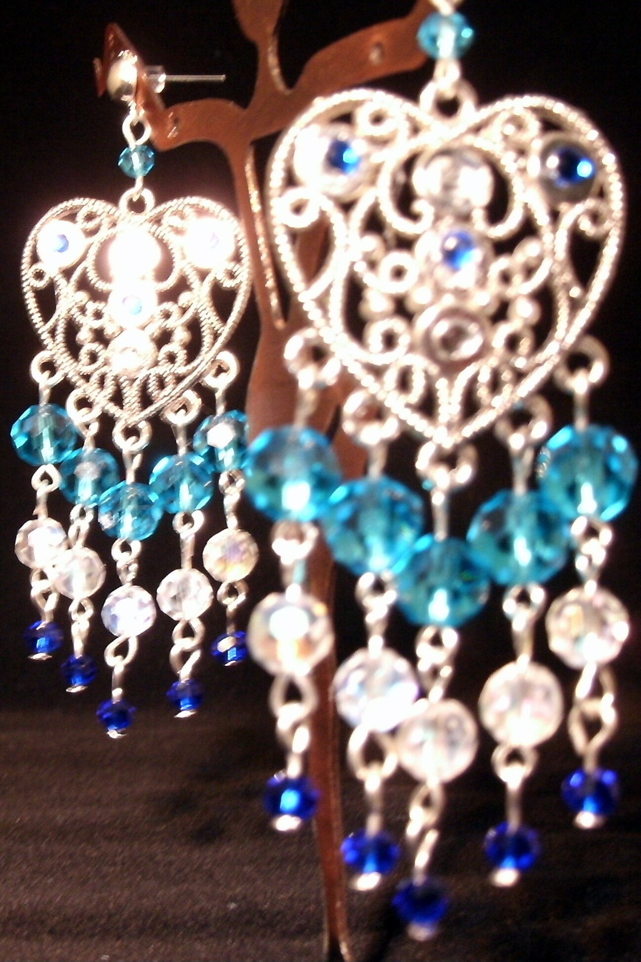 Hand made jewelry at reasonable prices. Check out the full line up @:
https://t.co/PIZYyDPX42