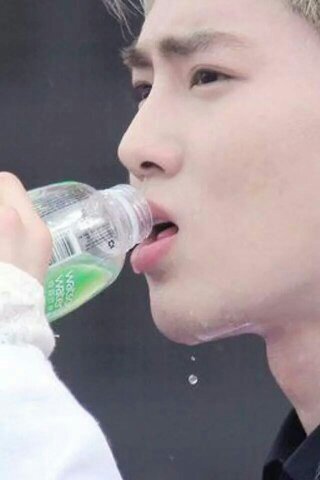 Exo Suho | I Love Kpop | Eating is my passion XD | I Love reading books | GRAMPS♥♡♥♡
