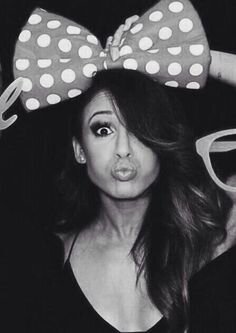 Starting over. I'm Danielle Peazer, I'm a dancer, which I love very much. And I am currently single, looking too. {Straight|Shy|Single}