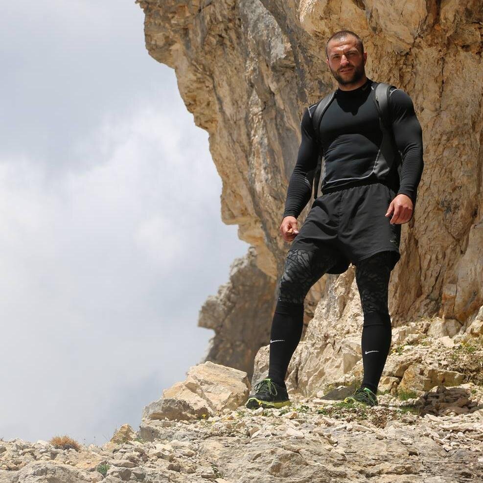 undercovah1715's profile picture. 