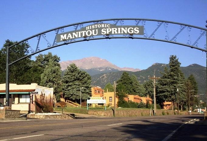 A unique environment for the study and performance of great works of classical chamber music in beautiful Manitou Springs.