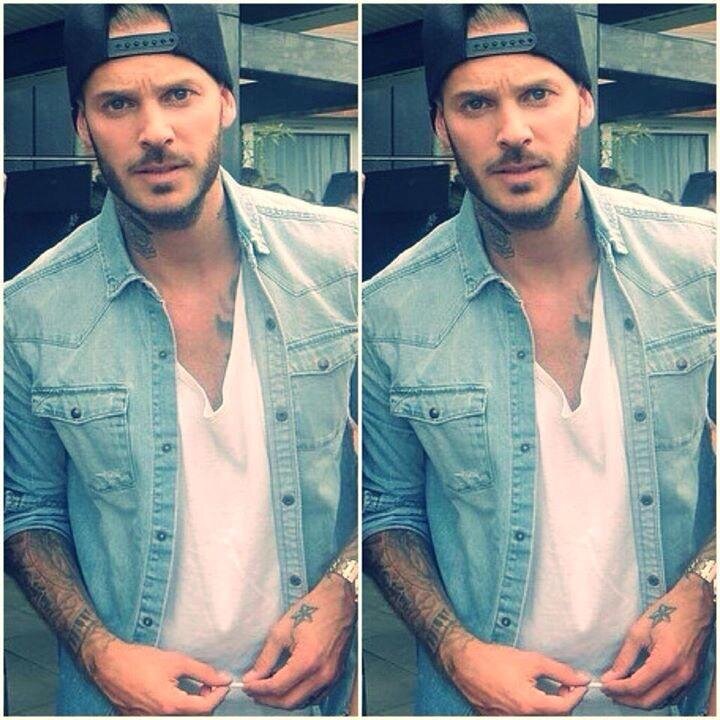 16 yo  |   Matt mon idole , ne jamais renoncer @MPOFFICIAL ♥  |    SUE , DEB , CAT | Lesbienne et fière !