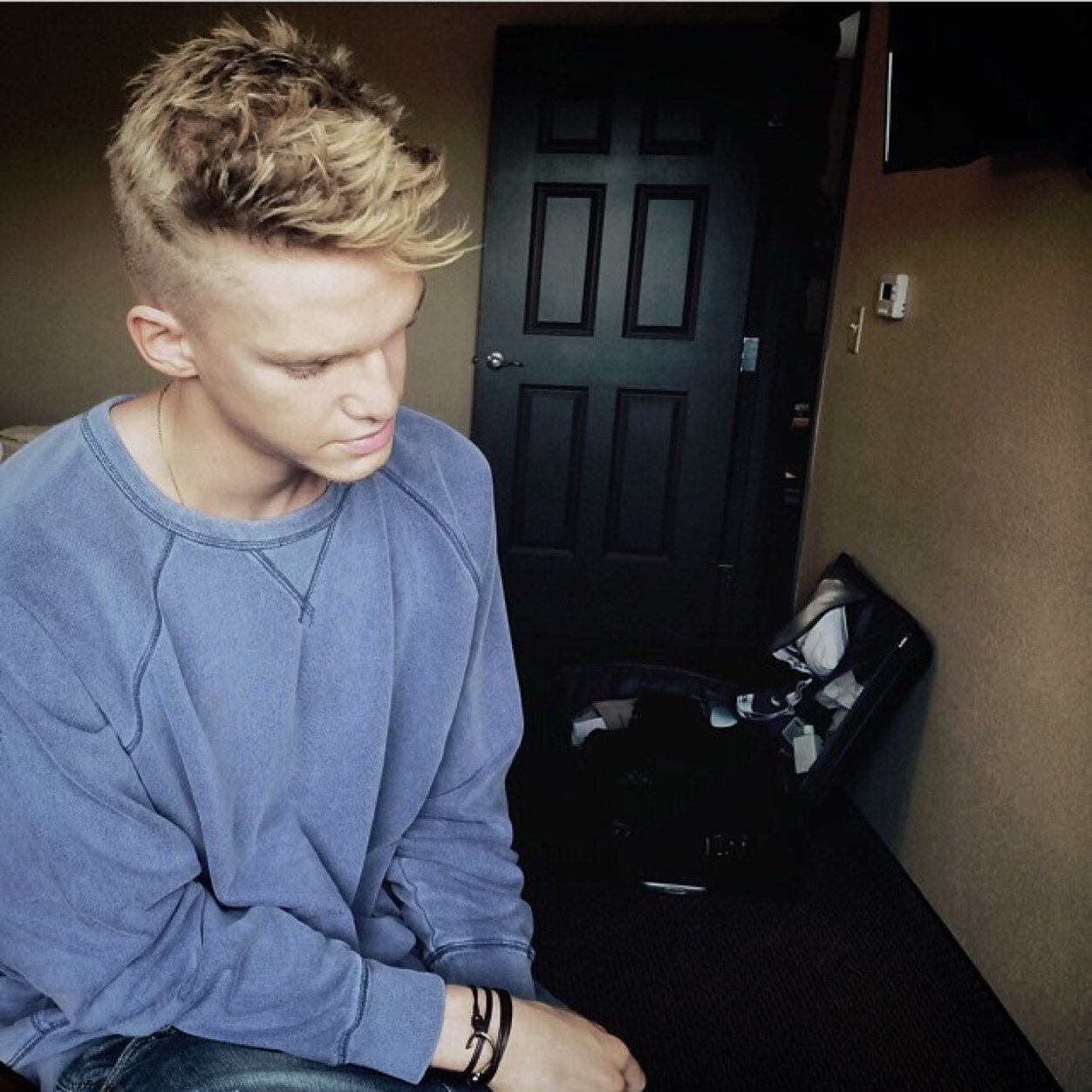 I love Codes...Whet else can I say? #GCF CODY SIMPSON follows me 7/15/13 7/20/13 was the best day of my life #Rusher 1/20/14