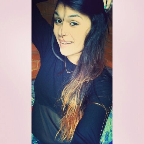 (...) supera e preciso , seguir enfrente e essencial , olhar pra tras e perda de tempo , se passado fosse bom era presente.