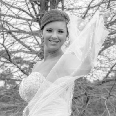 Recently married to the man of my dreams. My passion is photography!