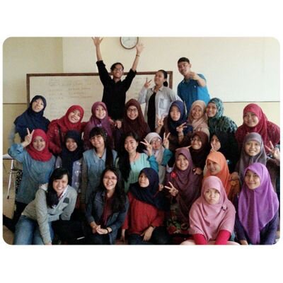 Official account Education language and literature indonesian Regular class C 2013 | Ibu Endang Wiyanti S.Hum.,M.Pd