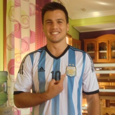 nico_fersu's profile picture. 👶🏼 Pediatra ⚕️ M. D. 👨🏽‍⚕ 
🏐 Sport lover 🕺
🏔️ Wanderlust 🗺️
📍Ceuta - Cáceres