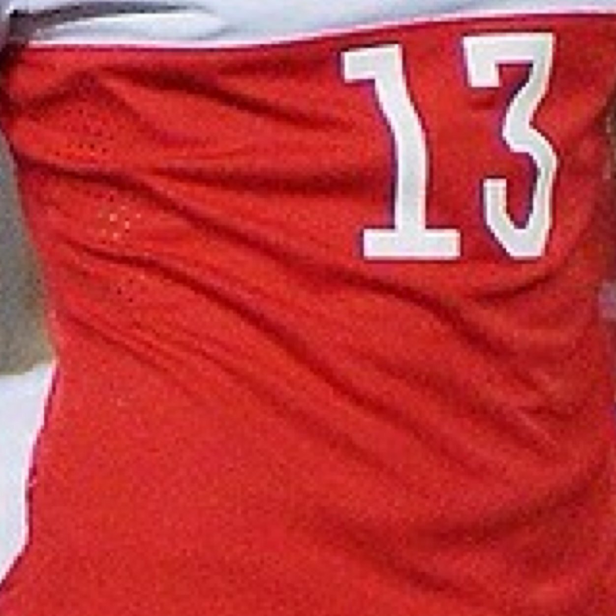 Follow @rafael_leyva17