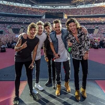 Club Fans Oficial de One direction. 5 idolos llamados Liam Payne, Niall Horan, Harry Styles, Zayn Malik y Louis Tomlinson