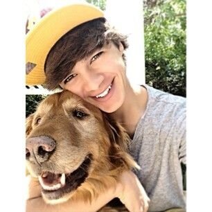 Hello Everyone I Back And We Are Also Promoting Vine Accounts To Upcoming People.