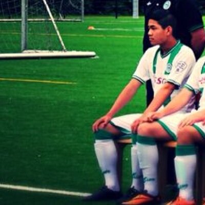 Play soccer, think later!