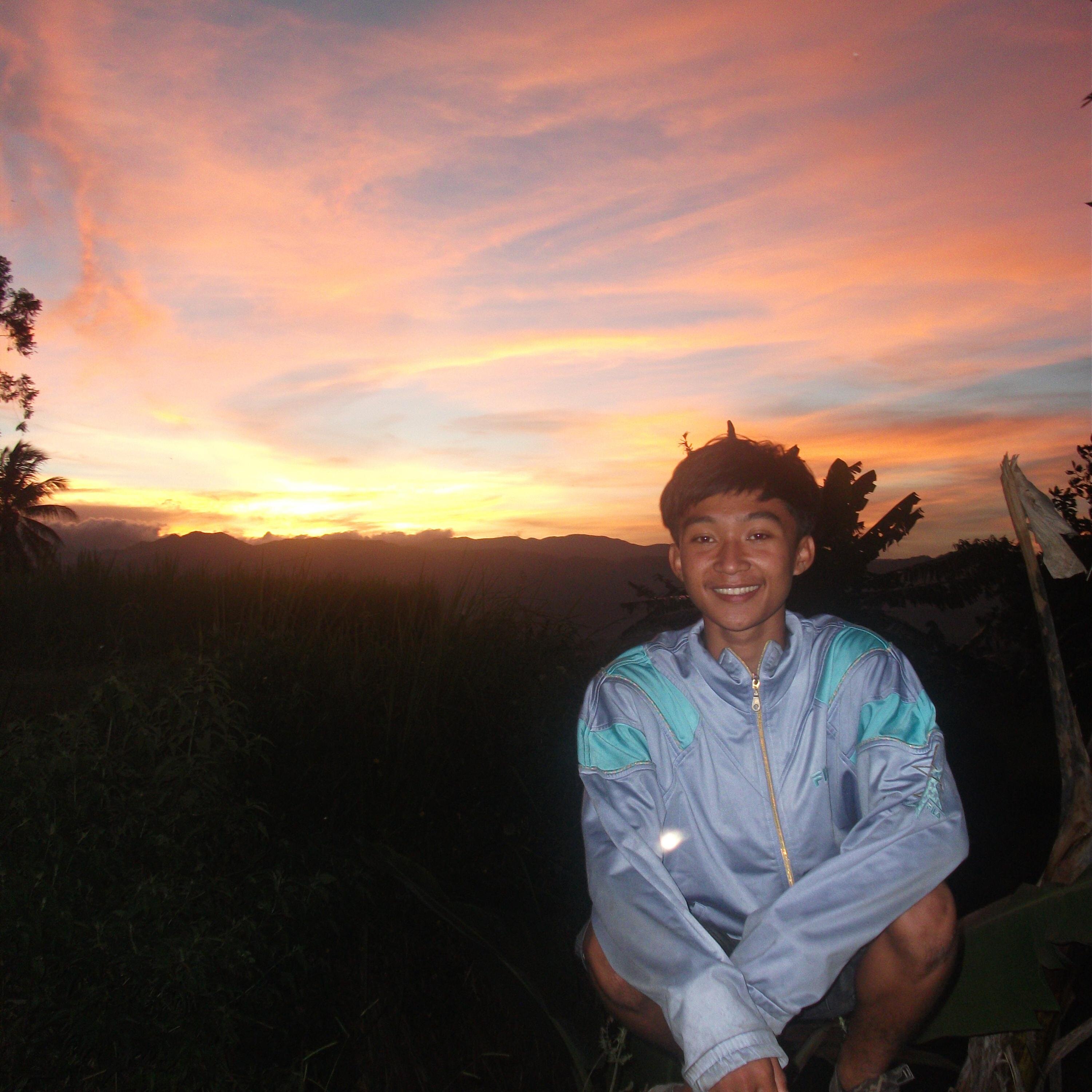 ilhamna86's profile picture. my life my adventure