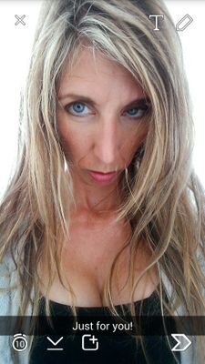 tallulahb3ll's profile picture. accomplished underachiever, demure degenerate and wayward dreamer