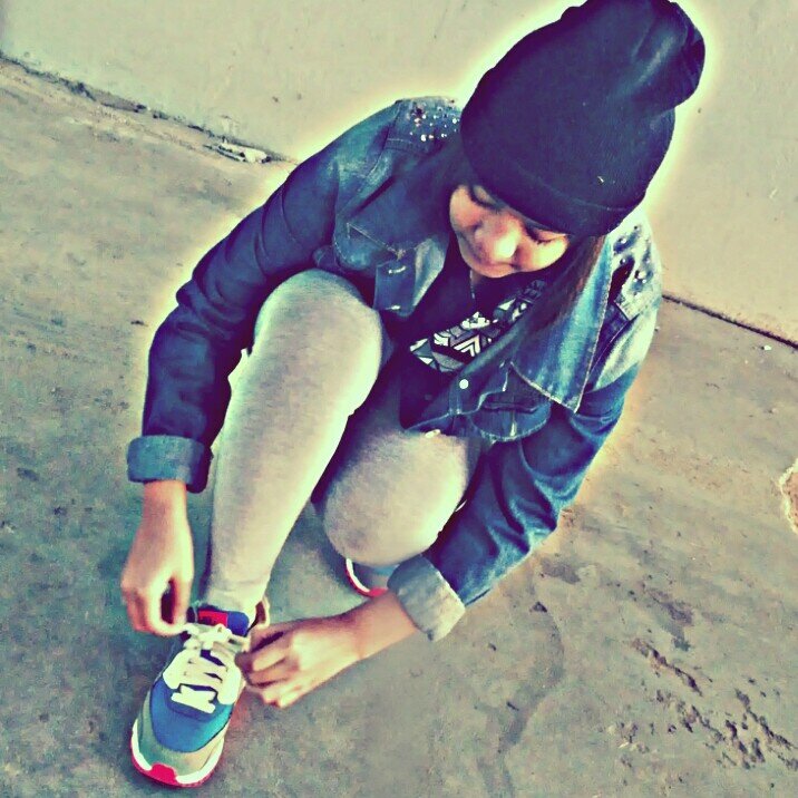Hi. I'm Gadija , keep it real , positive vibes only , Adidas , follow me & I follow back .