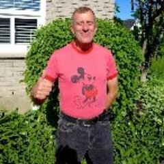 RMarkDesjardins's profile picture. Observer of pop culture. I document mural / street art/ graffiti and plan to publish my manuscript In Search of Mae West in the near future.