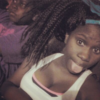 hey follow me ill follow back❤but go follow my boyfriend @makethissucced 4-30-14 my nigga